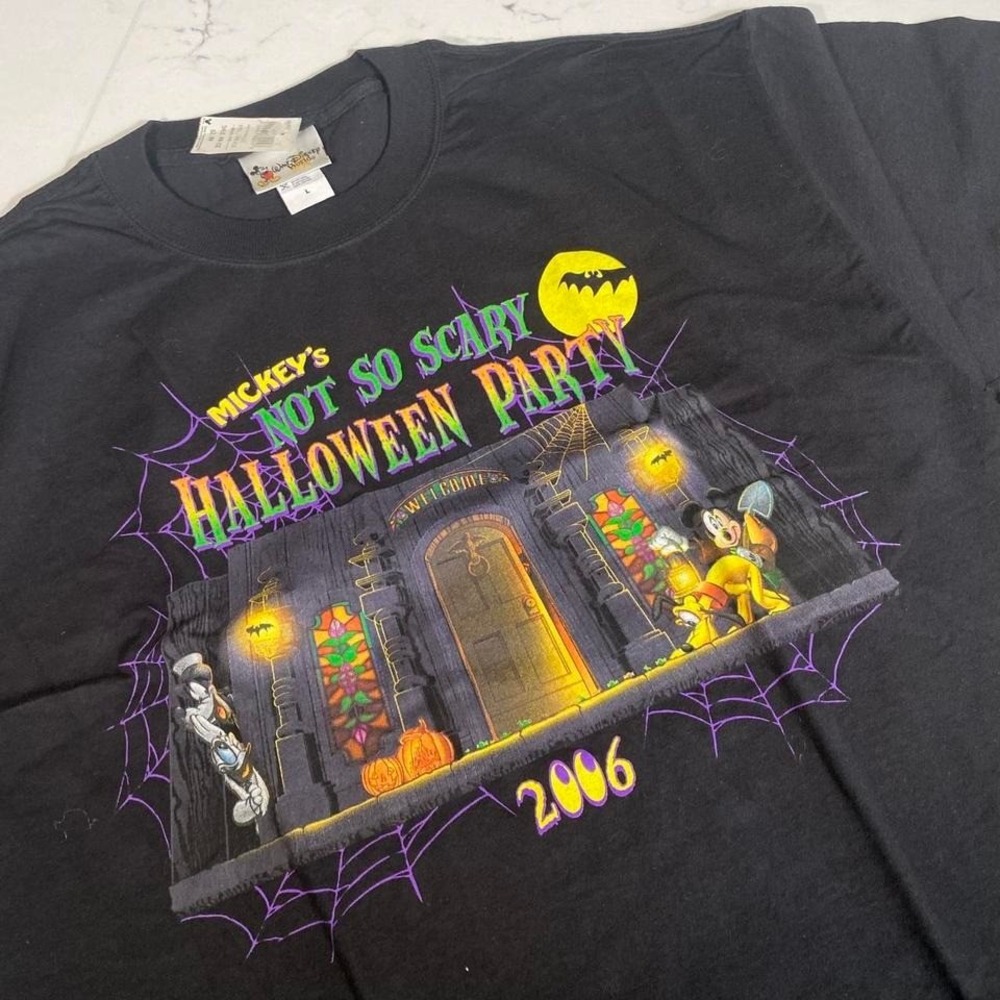 NWT‎ 2006 Disney Mickey's Not So Scary Halloween Party T-Shirt L